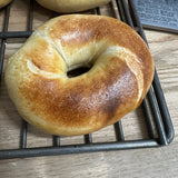 6 PACK PLAIN BAGELS – NO FRILLS. JUST SKILL.