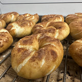 6 PACK CINNAMON SWIRL BAGELS – WARM, SWEET & TWISTED.